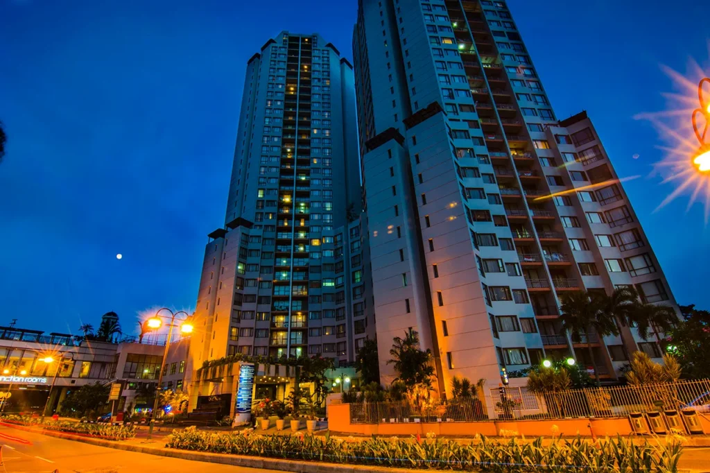 Horison Ultima Suites & Residences Rasuna Jakarta Depan
